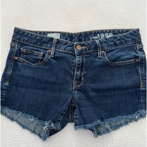 Brand is Gap. Color is navy blue. Size is 30s